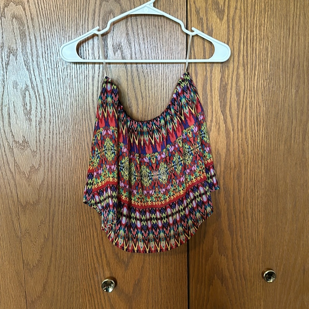 BNWT Body Central Aztec Crop Top
